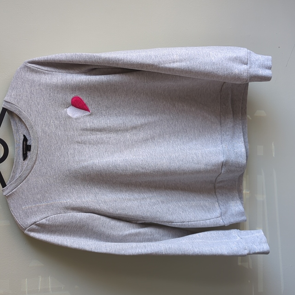 Banana Republic. Classic Fleece Heart Sweatshirt. Size Small. *Flawed*